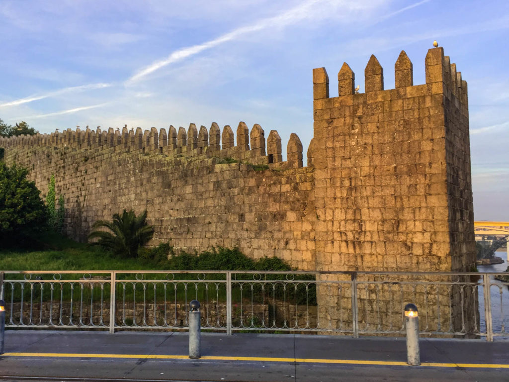 Muralha Fernandina, Porto