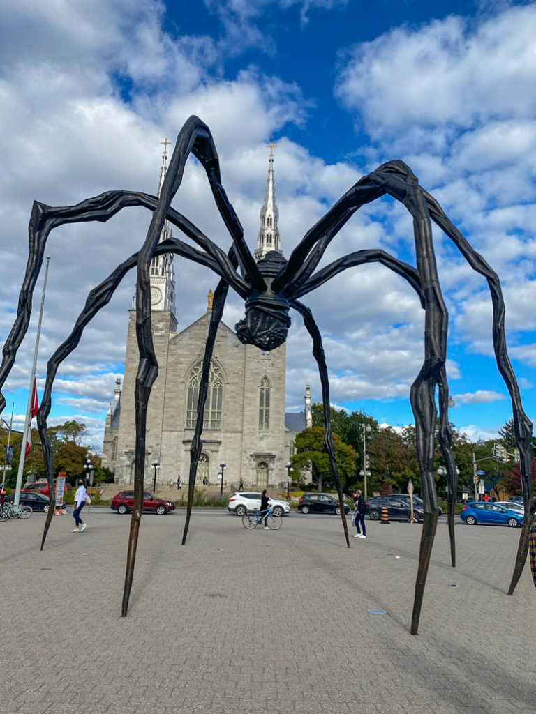 Escultura aranha Maman, Canada National Gallery, Ottawa